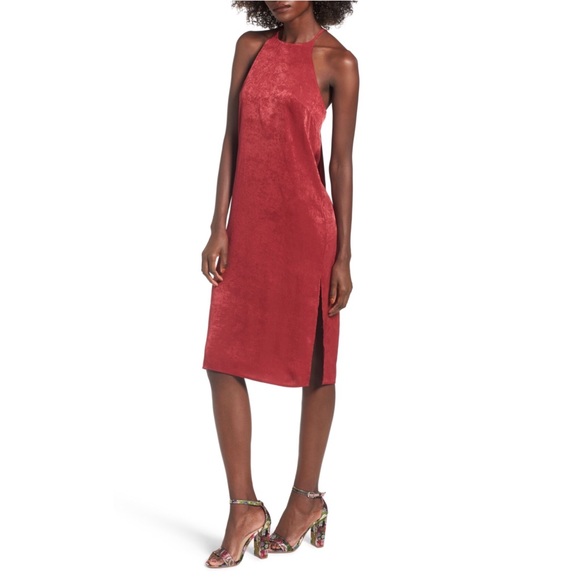 Soprano Dark Ruby High Neck Shift Dress - Picture 1 of 5